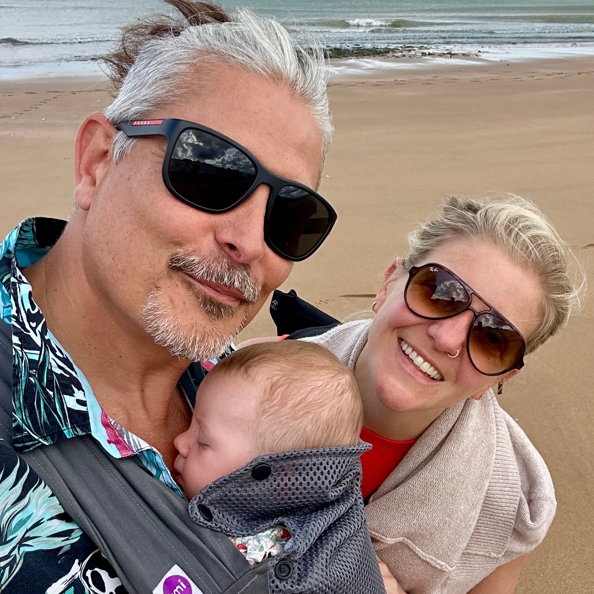 12 reasons to use a baby carrier